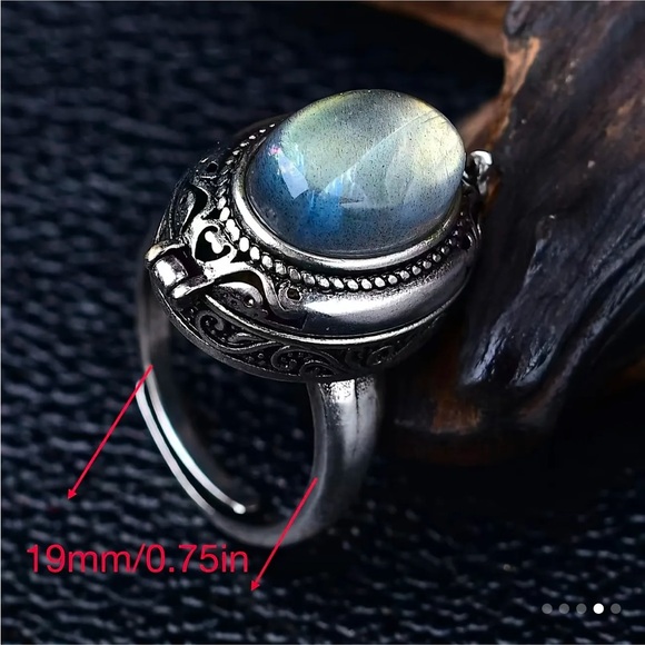 Vintage Style Natural Rock Crystal Copper Ring - No-Plated w/Hinged Locket OS - Picture 2 of 2